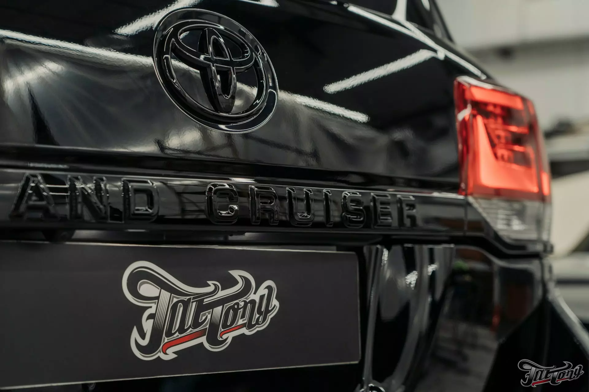 Антихром и покраска суппортов Toyota LandCruiser 200